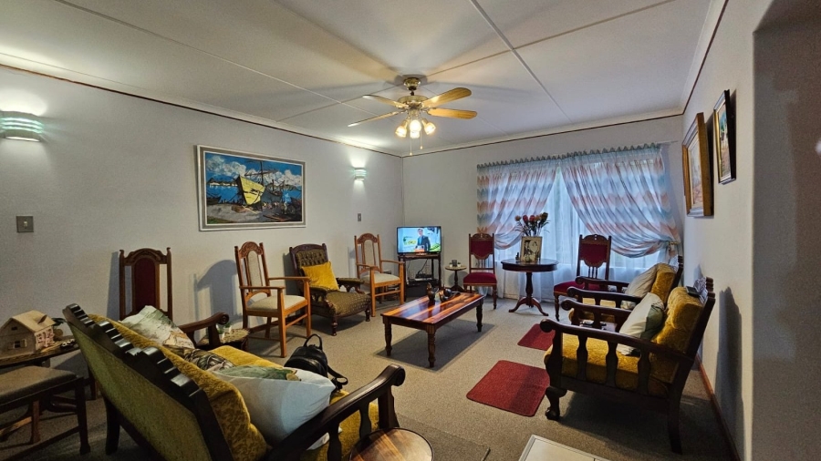 5 Bedroom Property for Sale in Mossel Bay Ext 15 Western Cape